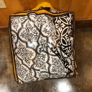 Full size reversible comforter